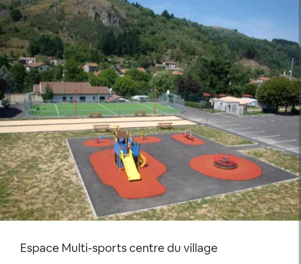 Gite Le Gravier En Haut De Villa Proche De La Dolce Via Arcens Exteriör bild